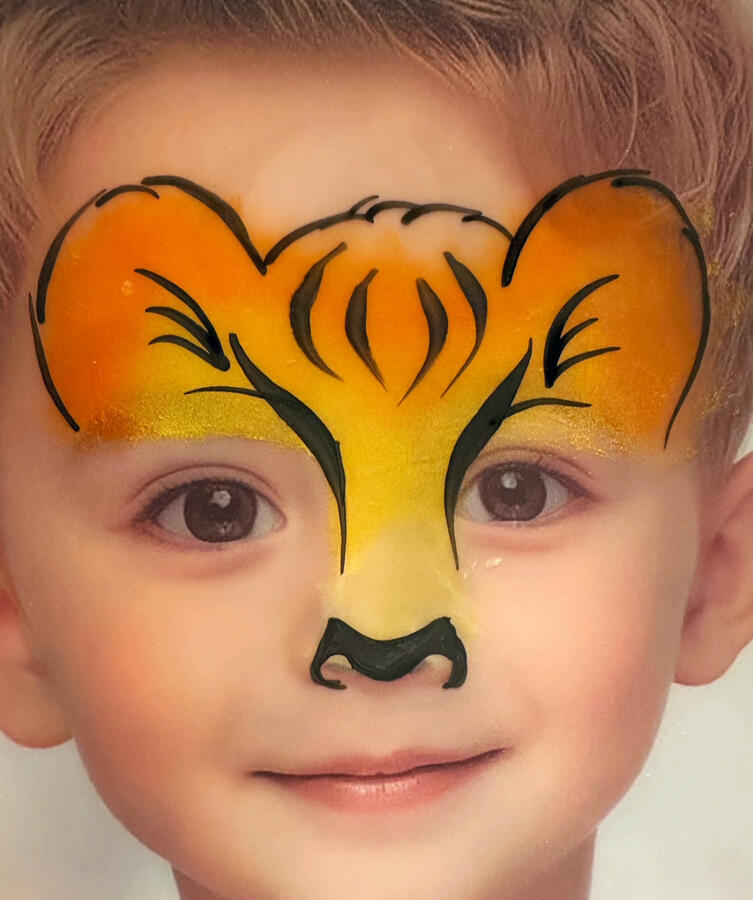 Lion Facepaint design